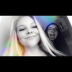 Meet your Posher, Brandy